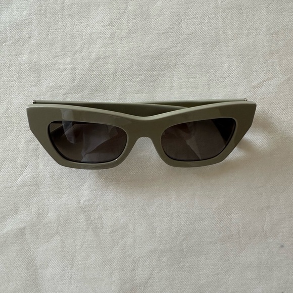 CLAIRE ROSE APERCU SUNGLASSES - Picture 8 of 8